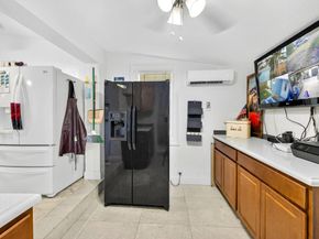 2673 NW 59th Ave, Margate FL 33063