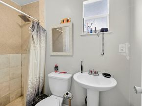 2673 NW 59th Ave, Margate FL 33063