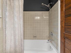 2755 NE 28th Ave C2, Lighthouse Point FL 33064