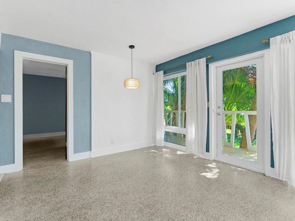 2755 NE 28th Ave C2, Lighthouse Point FL 33064