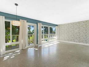 2755 NE 28th Ave C2, Lighthouse Point FL 33064