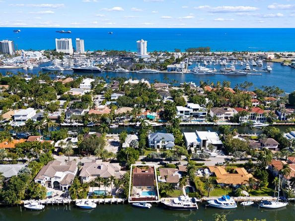 713 SE 25th Avenue, Fort Lauderdale FL 33301