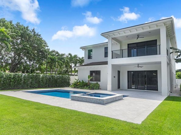 245 Alhambra Place, West Palm Beach FL 33405