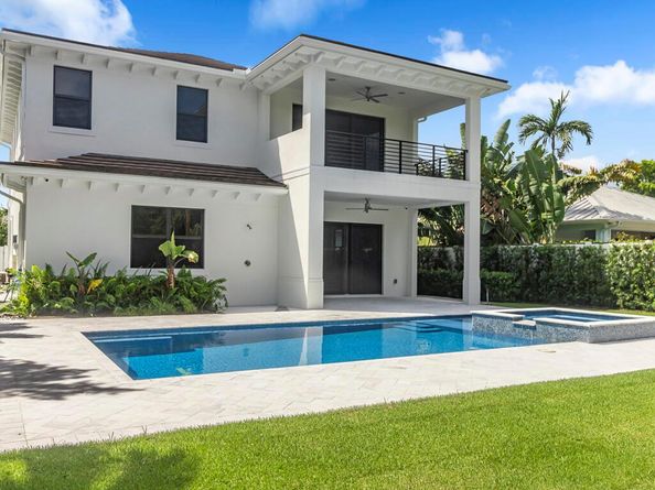 245 Alhambra Place, West Palm Beach FL 33405