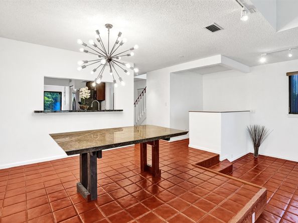 81 NE 17th Ct, Fort Lauderdale FL 33305