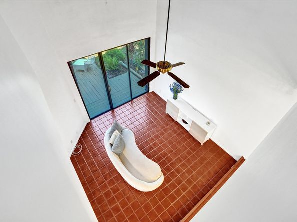 81 NE 17th Ct, Fort Lauderdale FL 33305