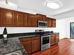 81 NE 17th Ct, Fort Lauderdale FL 33305