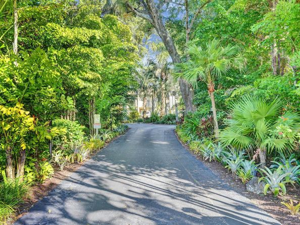 81 NE 17th Ct, Fort Lauderdale FL 33305