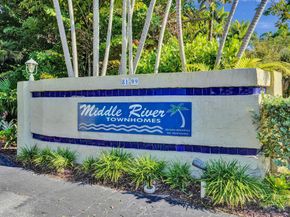 81 NE 17th Ct, Fort Lauderdale FL 33305