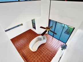 81 NE 17th Ct, Fort Lauderdale FL 33305