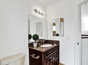 81 NE 17th Ct, Fort Lauderdale FL 33305