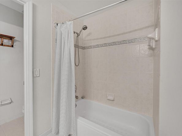 5301 NW 123rd Ter, Coral Springs FL 33076