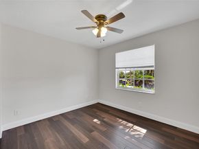 5301 NW 123rd Ter, Coral Springs FL 33076