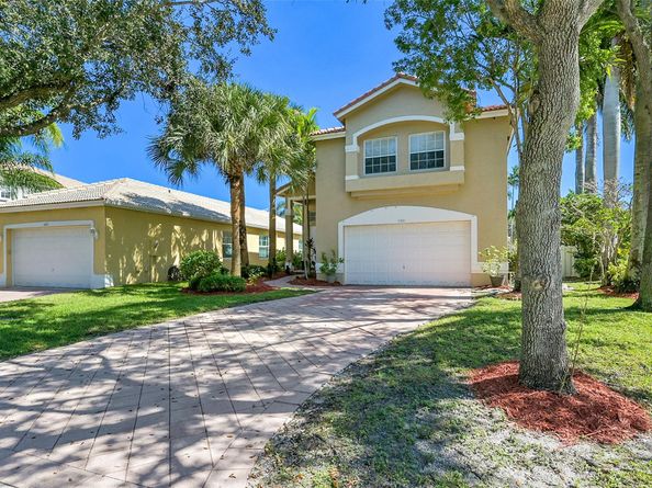 5301 NW 123rd Ter, Coral Springs FL 33076