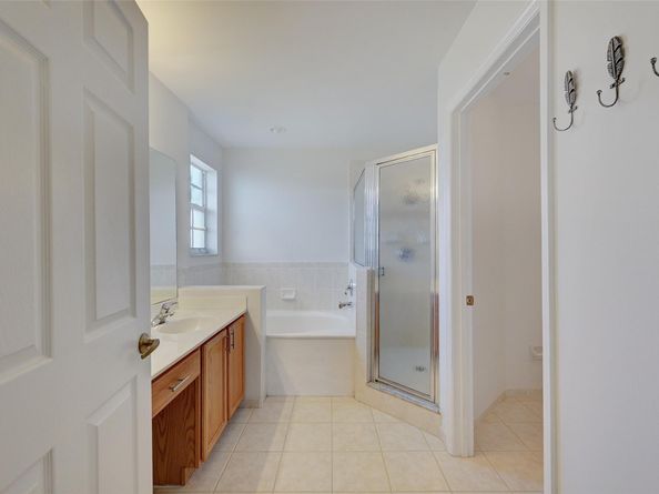 5301 NW 123rd Ter, Coral Springs FL 33076