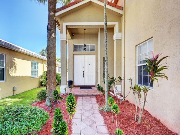 5301 NW 123rd Ter, Coral Springs FL 33076