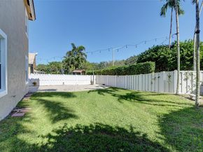 5301 NW 123rd Ter, Coral Springs FL 33076