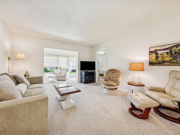 101 Leisure Lake Circle 102, Boynton Beach FL 33426