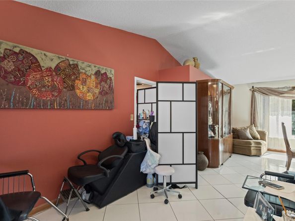 10731 NW 17th St, Coral Springs FL 33071