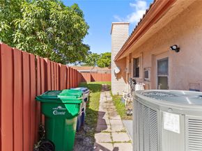 10731 NW 17th St, Coral Springs FL 33071