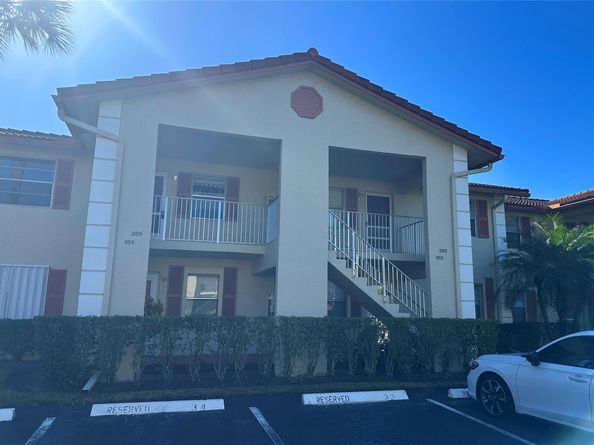 3001 Holiday Springs Blvd 102, Margate FL 33063