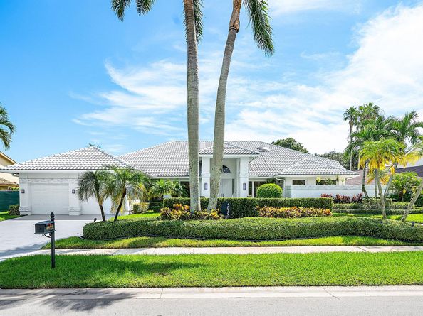 4879 Bocaire Boulevard, Boca Raton FL 33487