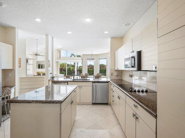 4879 Bocaire Boulevard, Boca Raton FL 33487