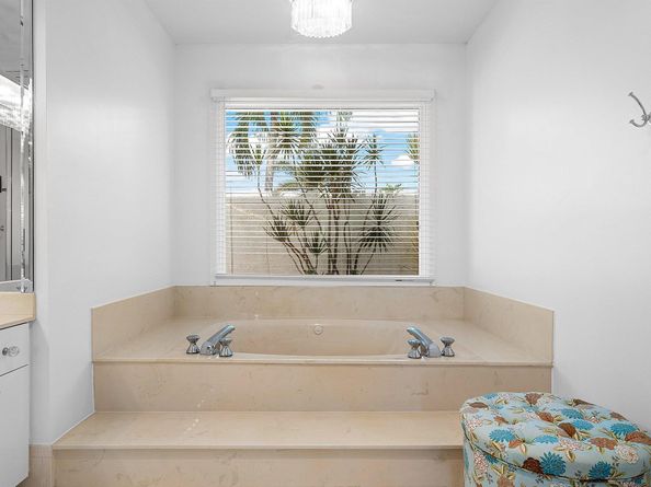 4879 Bocaire Boulevard, Boca Raton FL 33487