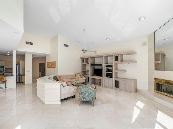 4879 Bocaire Boulevard, Boca Raton FL 33487