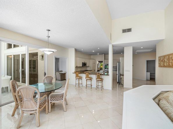 4879 Bocaire Boulevard, Boca Raton FL 33487