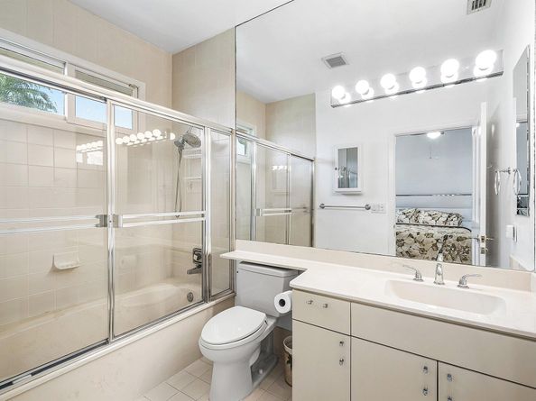 4879 Bocaire Boulevard, Boca Raton FL 33487