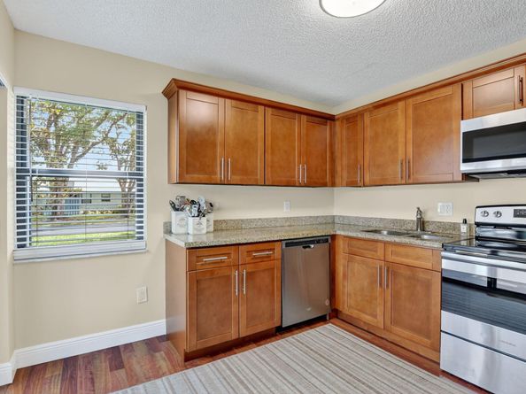 9159 SW 22nd Street F, Boca Raton FL 33428