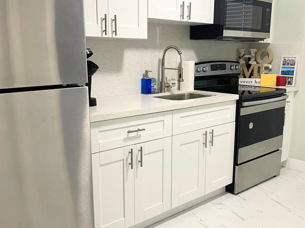 3141 NE 12th Avenue, Pompano Beach FL 33064