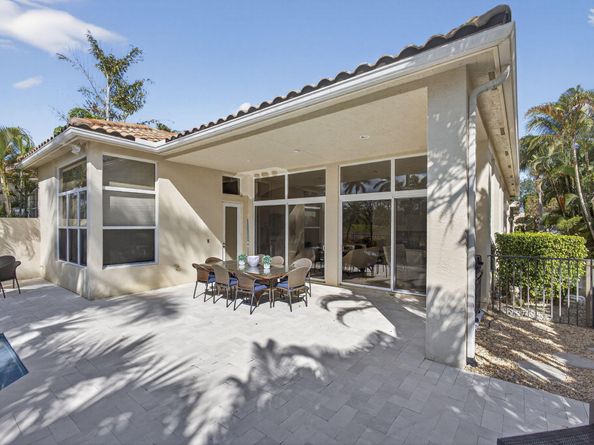 145 Bianca Drive, Palm Beach Gardens FL 33418