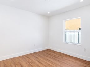 1811 SW 124th Way, Miramar FL 33027