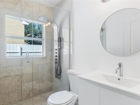 1811 SW 124th Way, Miramar FL 33027