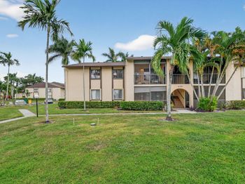 426 Pine Glen Ln