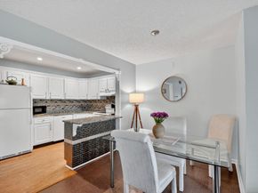 426 Pine Glen Ln c2, Greenacres FL 33463