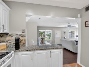 426 Pine Glen Ln c2, Greenacres FL 33463