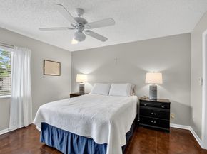 426 Pine Glen Ln c2, Greenacres FL 33463
