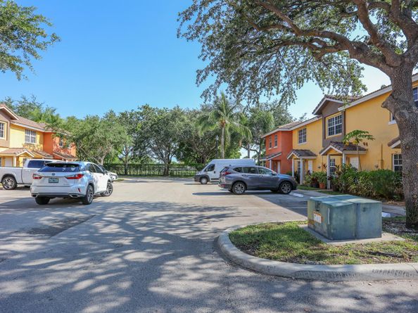 4149 NW 67TH Te 4149, Lauderhill FL 33319