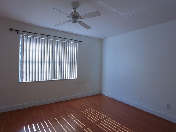 4149 NW 67TH Te 4149, Lauderhill FL 33319