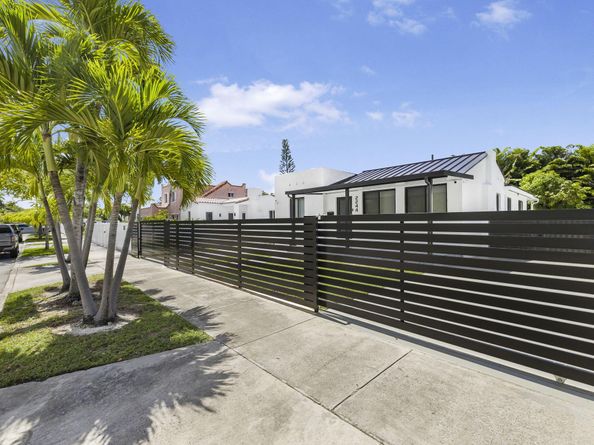 2244 SW 10th Street, Miami FL 33135