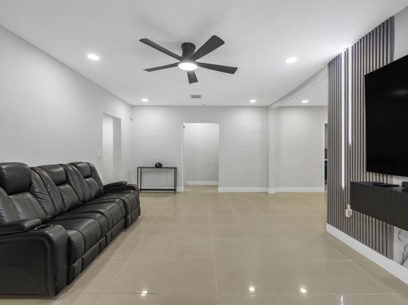 2244 SW 10th Street, Miami FL 33135