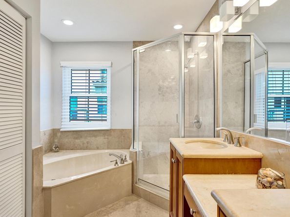835 NE 16th Terrace, Fort Lauderdale FL 33304