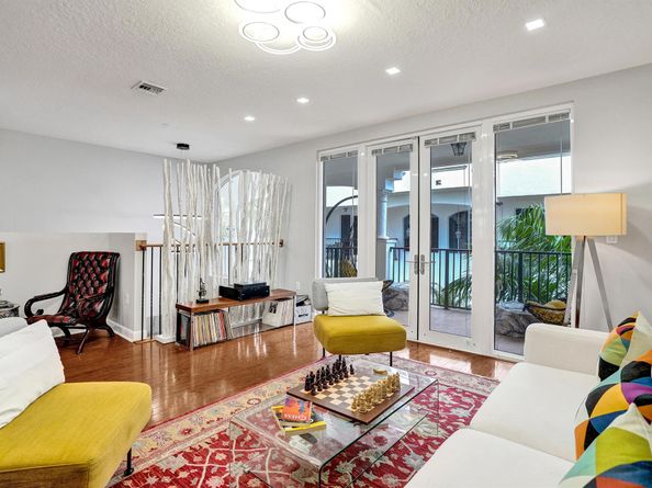 835 NE 16th Terrace, Fort Lauderdale FL 33304