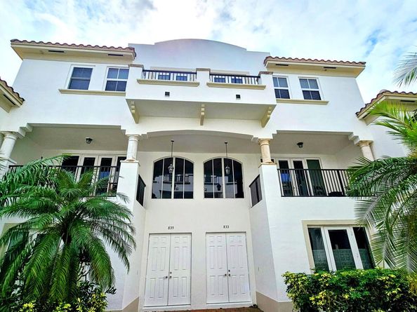 835 NE 16th Terrace, Fort Lauderdale FL 33304