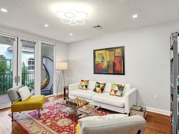 835 NE 16th Terrace, Fort Lauderdale FL 33304