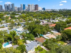 421 SW 12th Ct, Fort Lauderdale FL 33315