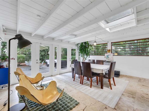 421 SW 12th Ct, Fort Lauderdale FL 33315